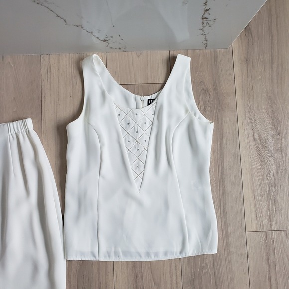 Criscione Skirt Suit  Womens XS White Rhinestone Formal Vintage Set Rock USA - Picture 13 of 16